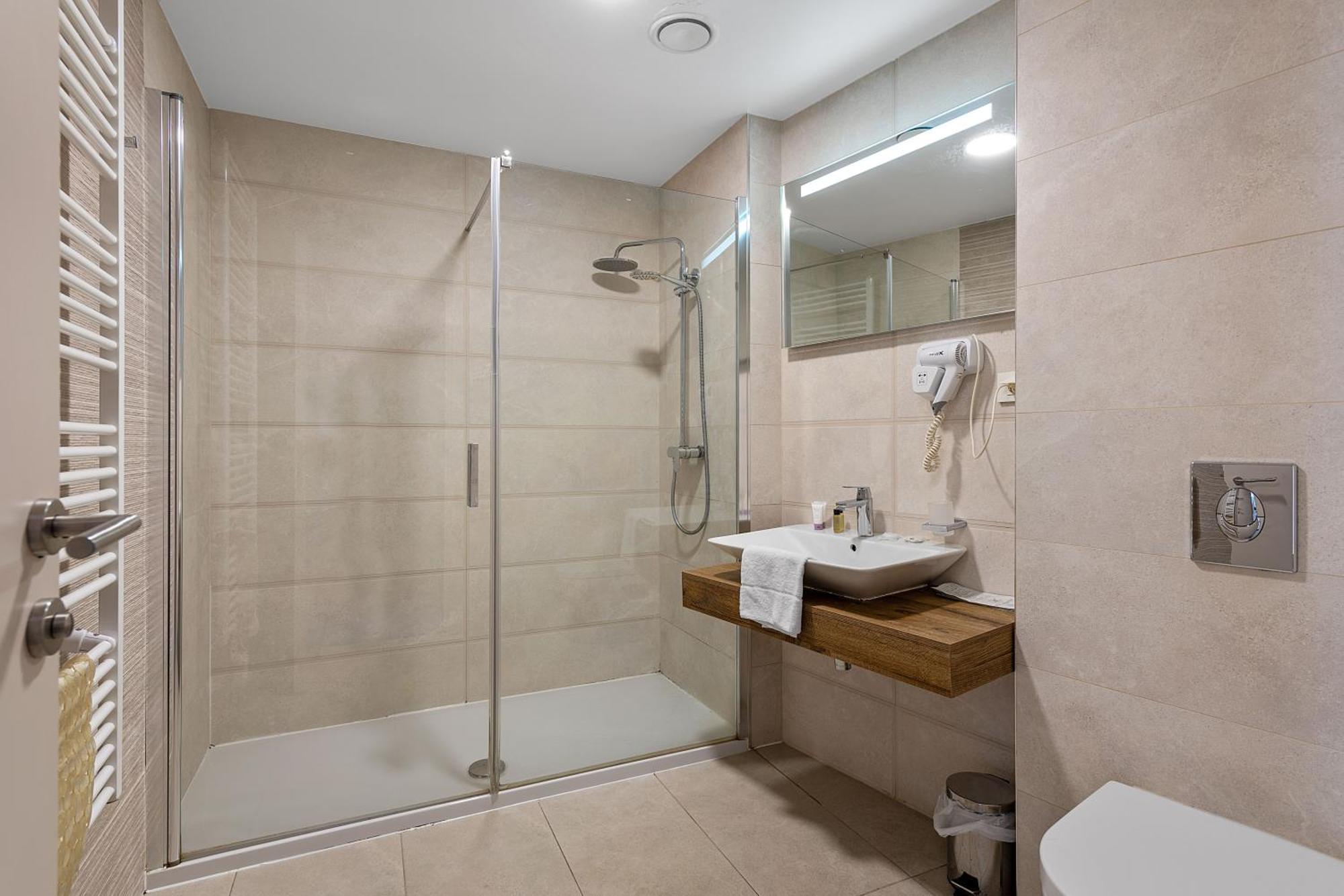 Boutique Hotel Mali Raj โอปาติยา ภายนอก รูปภาพ