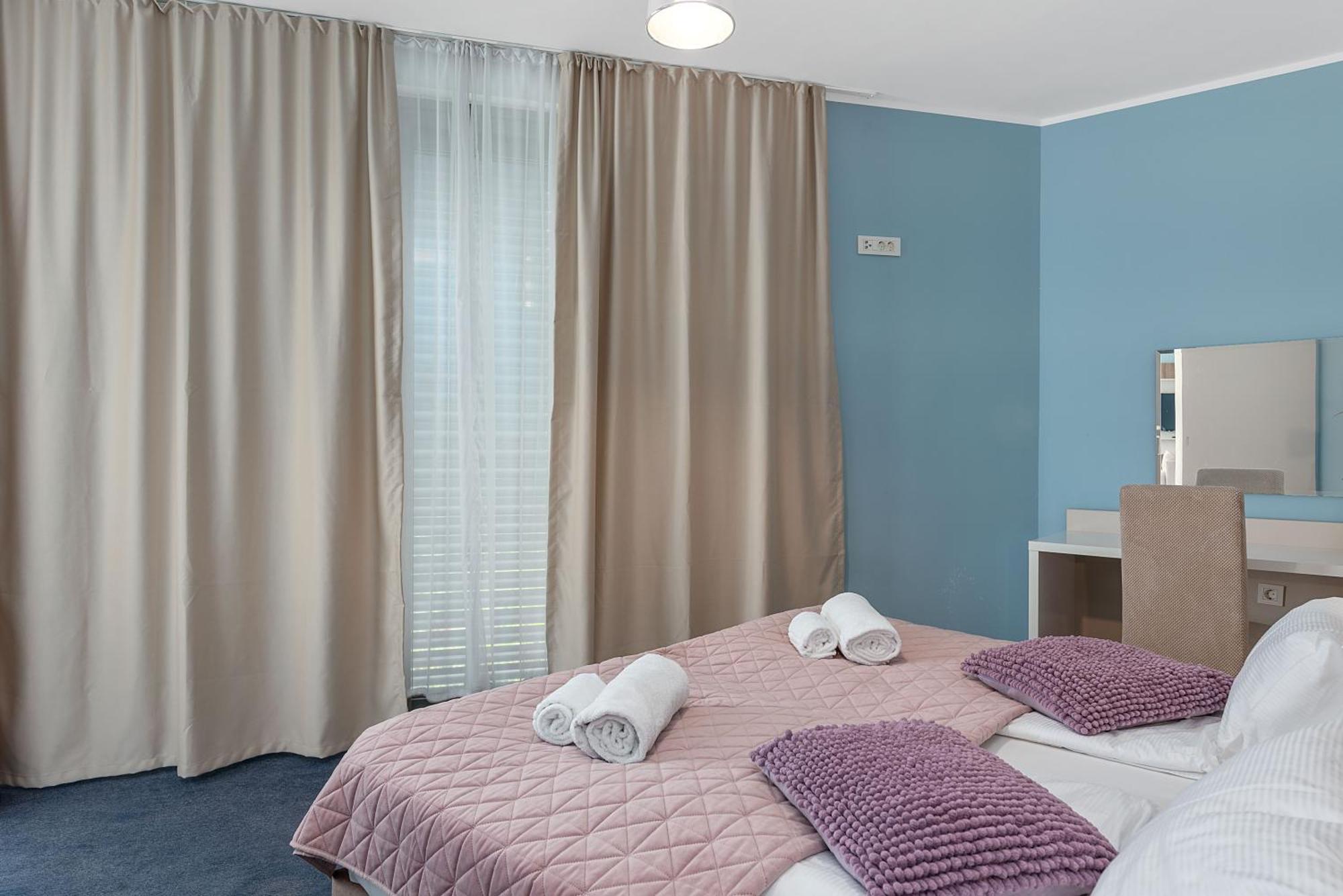 Boutique Hotel Mali Raj โอปาติยา ภายนอก รูปภาพ