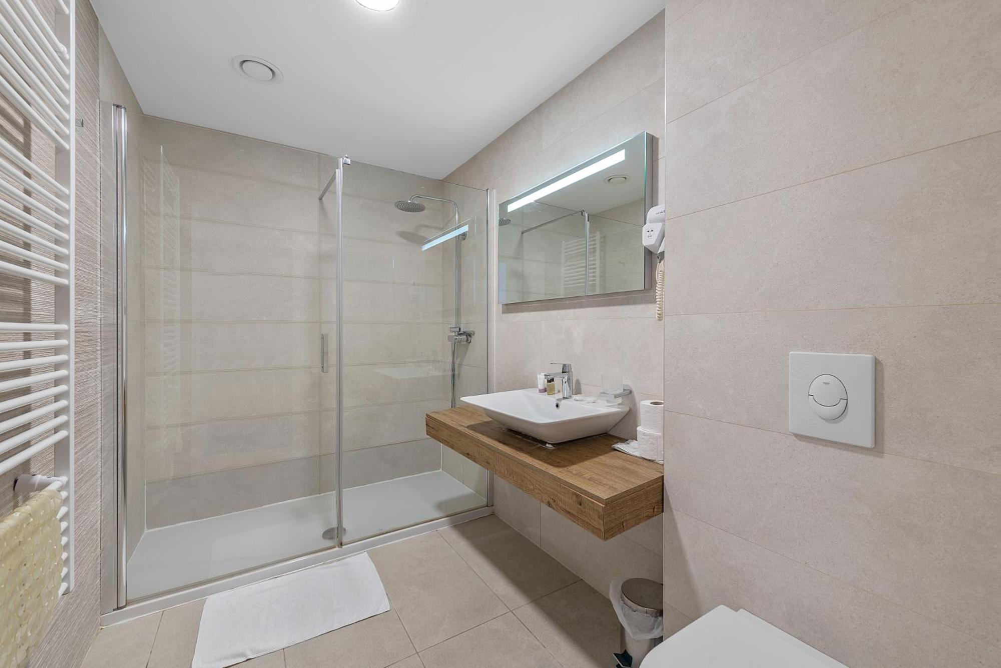 Boutique Hotel Mali Raj โอปาติยา ภายนอก รูปภาพ